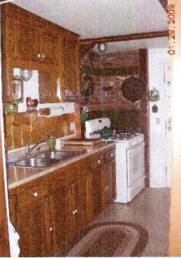 photo of kitchen
